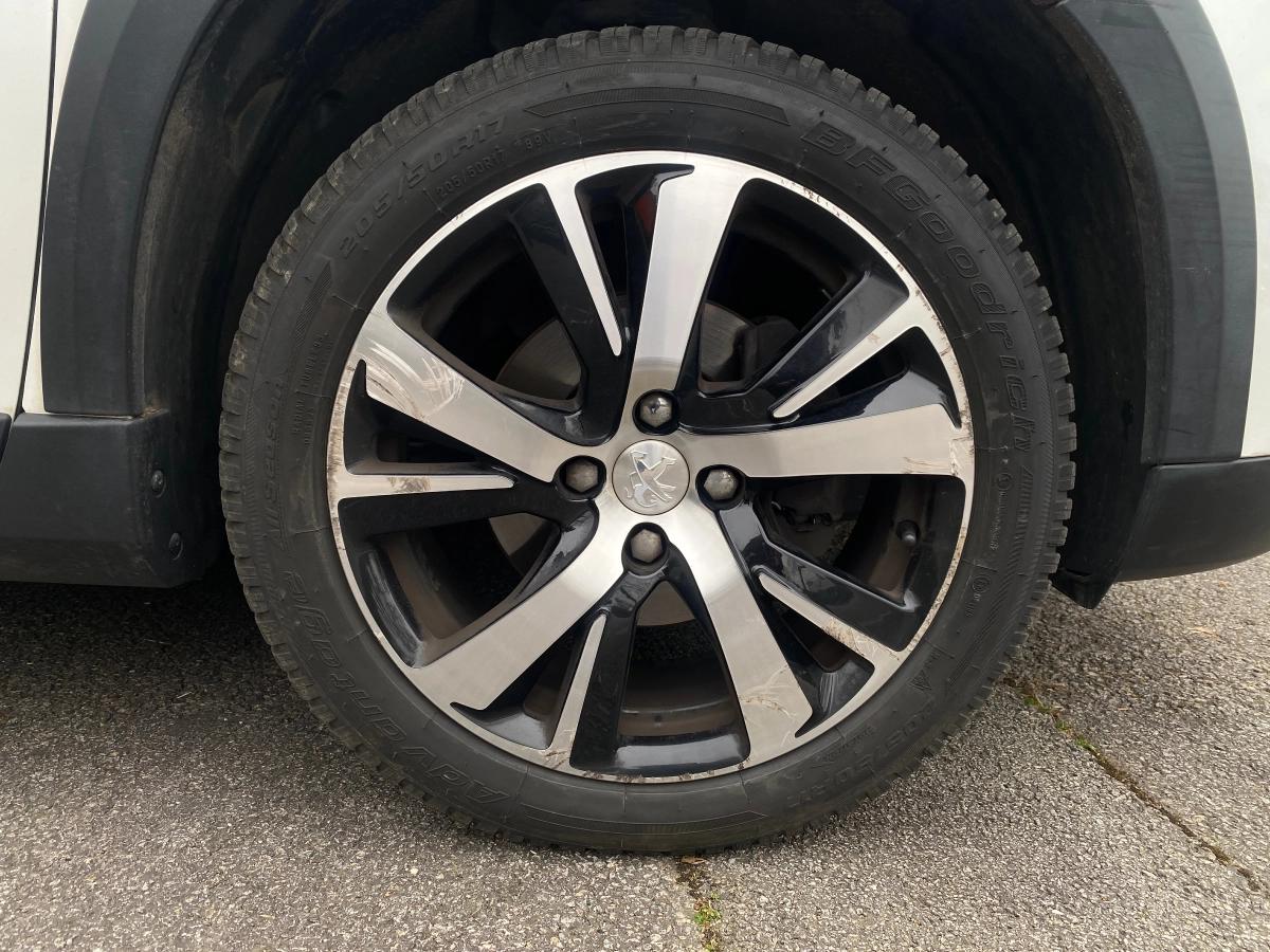 Peugeot 2008 GENERATION-I 1.5 BLUEHDI 120 ALLURE EAT BVA START-STOP