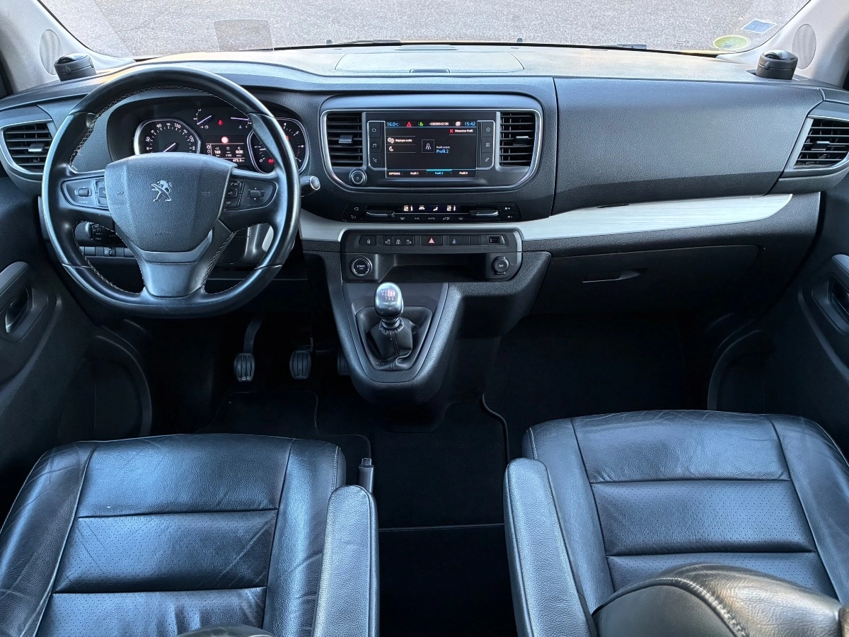 Peugeot Traveller - photo 10