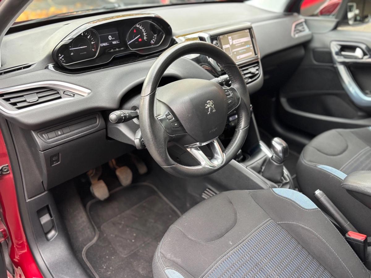 Aperçu indisponible de Peugeot 208