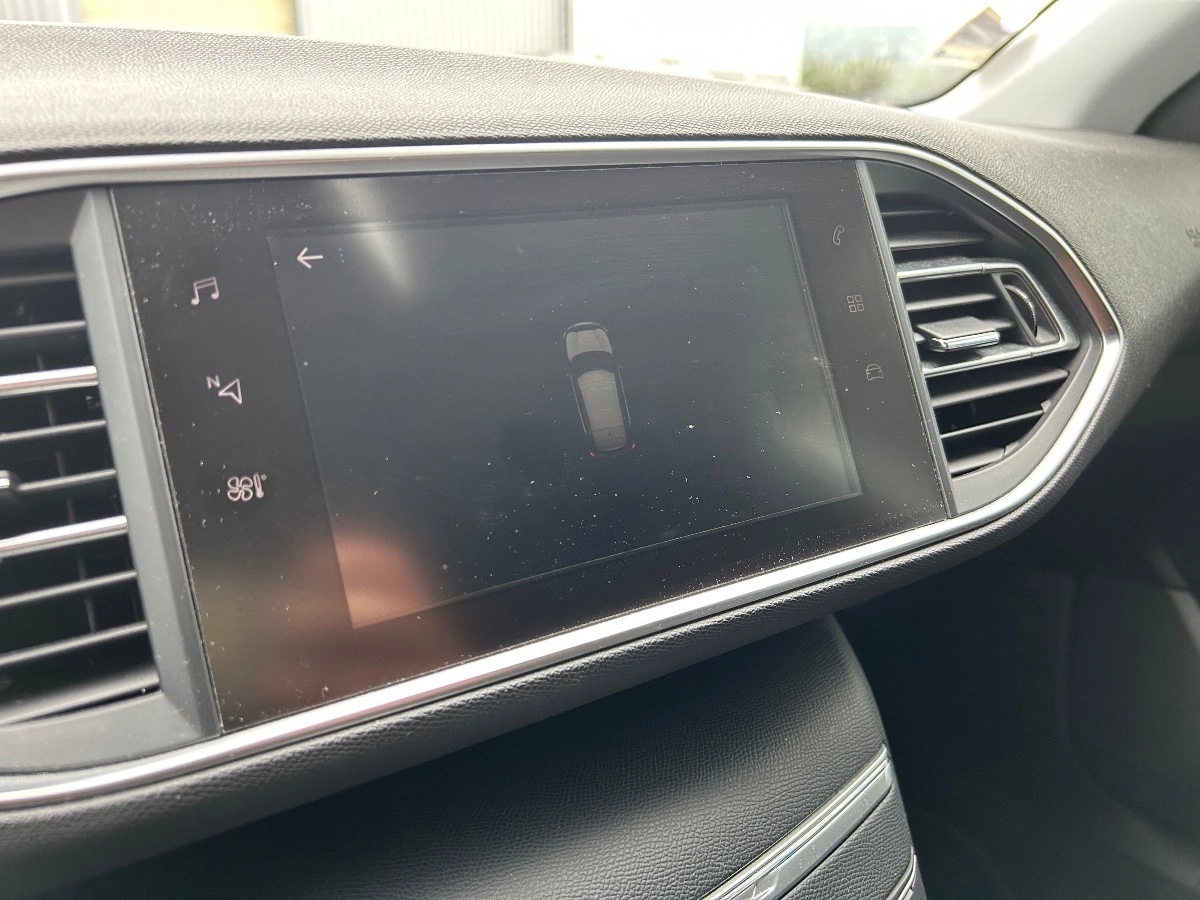 Peugeot 308 - photo 18