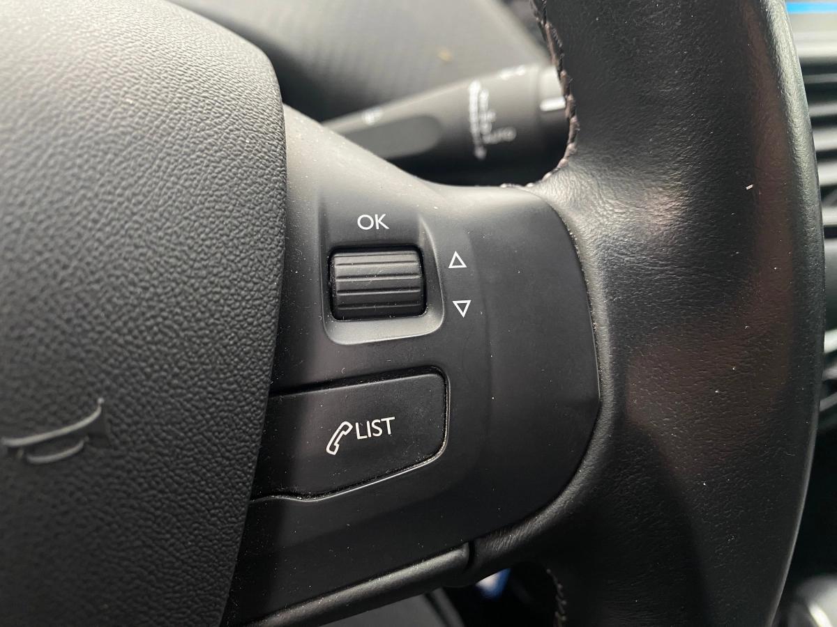 Peugeot 2008 GENERATION-I 1.5 BLUEHDI 120 ALLURE EAT BVA START-STOP