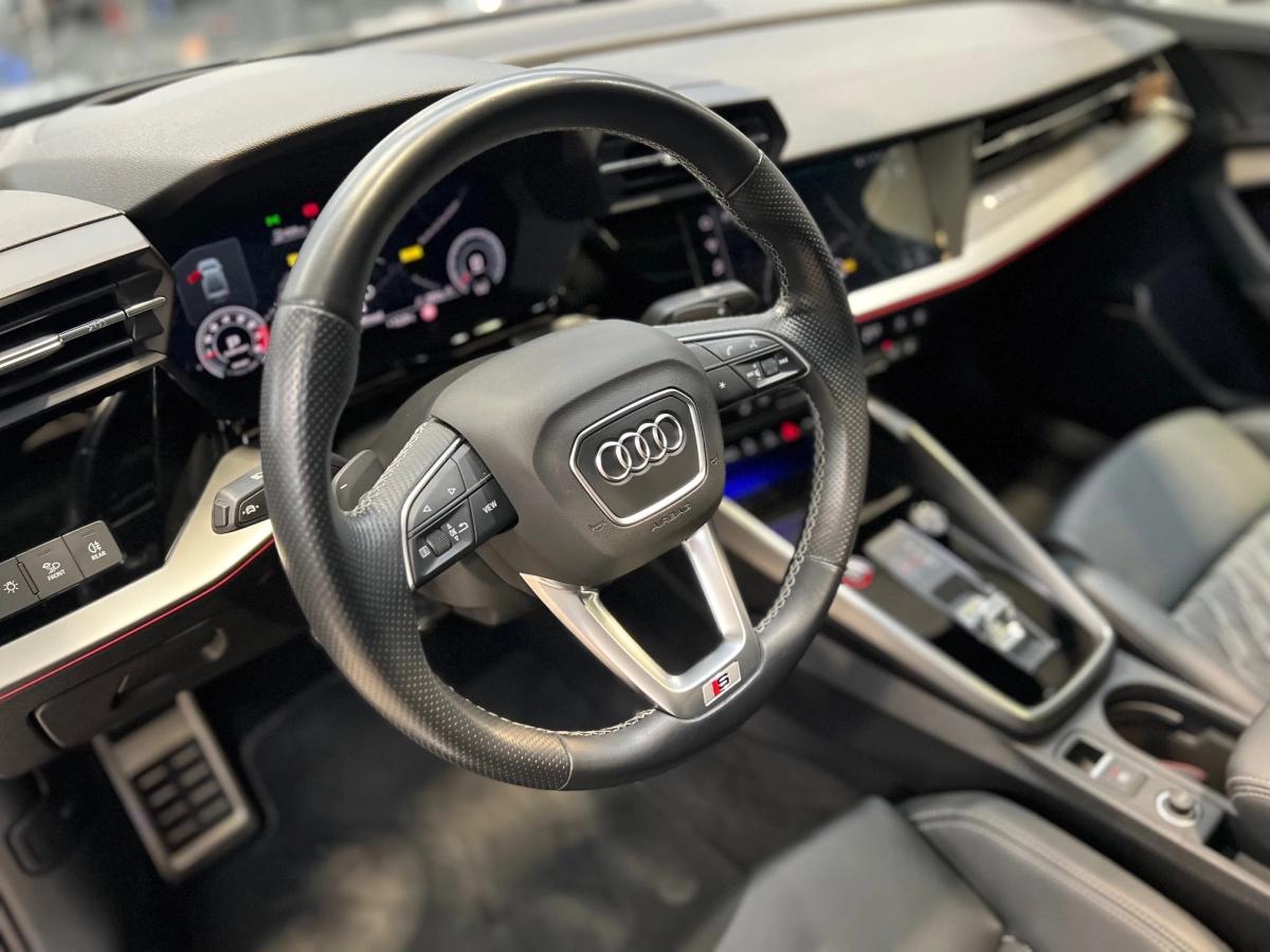 Audi S3 2.0 TFSI 310 QUATTRO S-TRONIC BVA
