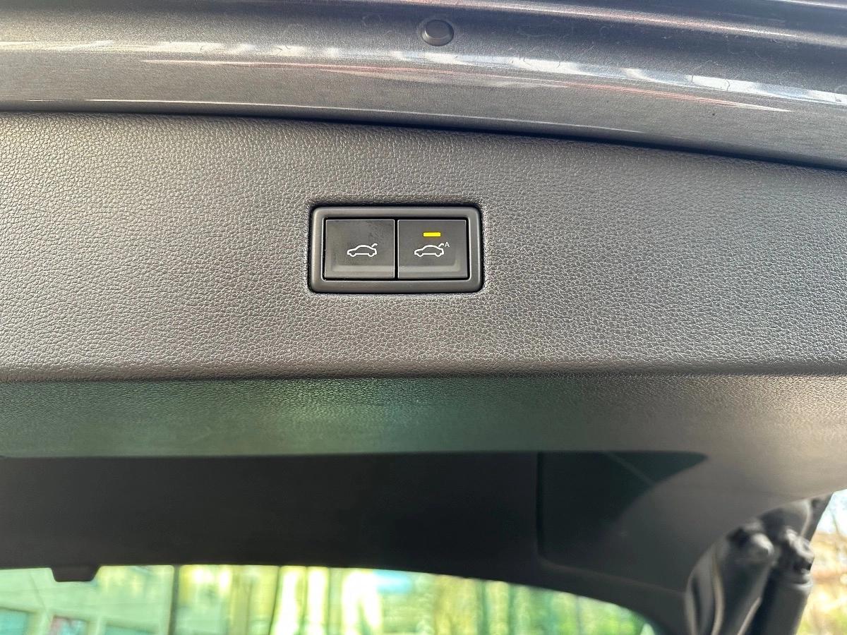 Volkswagen Tiguan 2.0 TDI 150 BLUEMOTION CARAT EXCLUSIVE 4MOTION DSG BVA