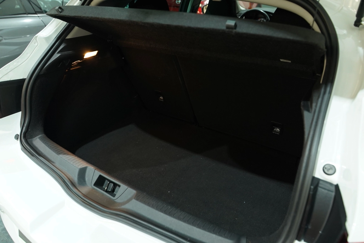 Renault Megane - photo 20