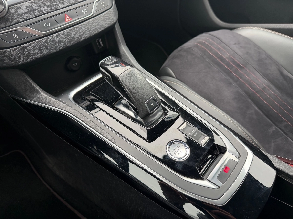 Peugeot 308 - photo 16