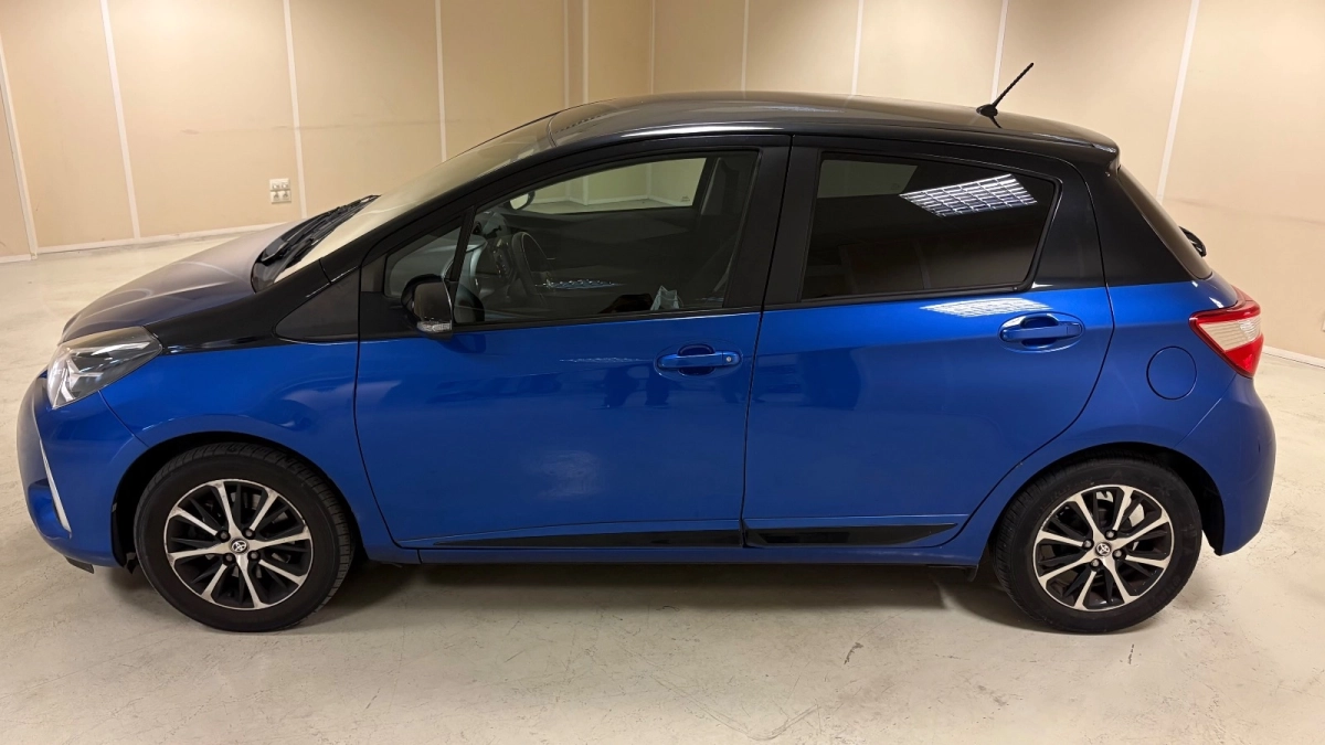 Toyota Yaris - photo 12