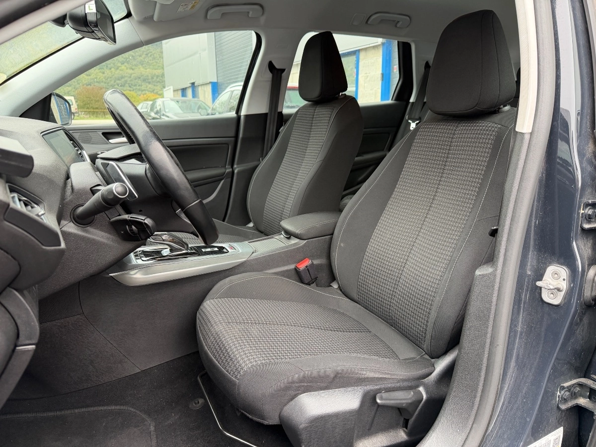 Peugeot 308 - photo 11