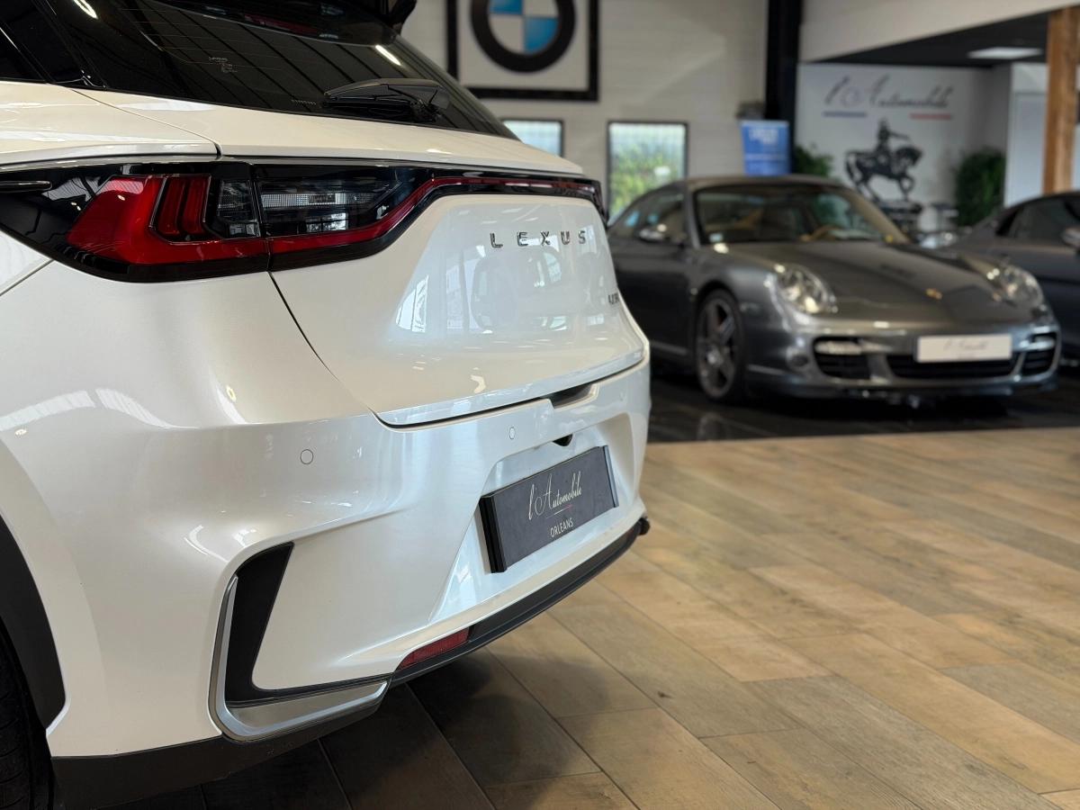 Lexus Lbx 1.5 136H 90 HEV 1.01KWH ELEGANT 2WD BVA