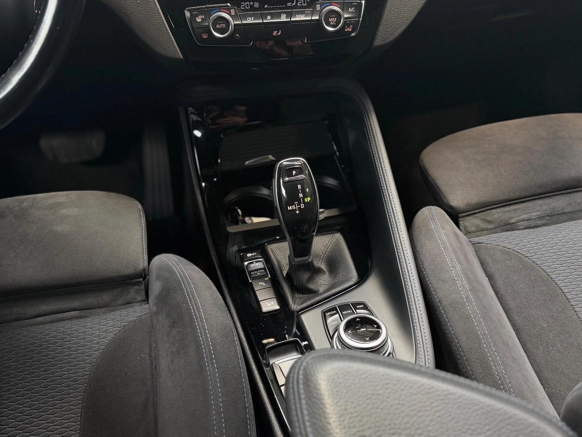 BMW X1 (F48) 20D xDRIVE 2.0d STEPTRONIC 190CV - M SPORT - ENTRETIENS CONTRUCTEUR COMPLET