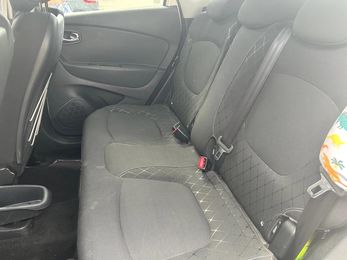 Renault Captur 1.5 DCI 90 ENERGY INTENS