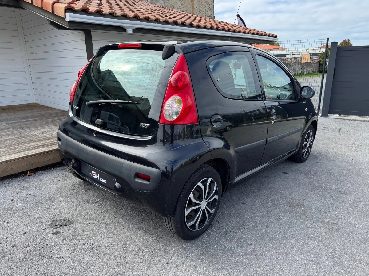 Peugeot 107 - photo 4