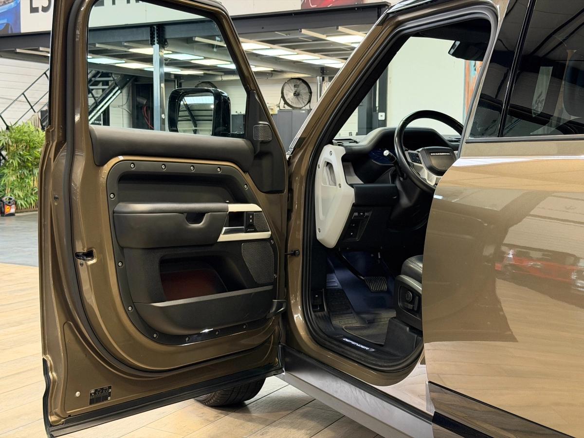 Land Rover Defender 110 HYBRID P400E PHEV X-DYNAMIC HSE AT 4WD