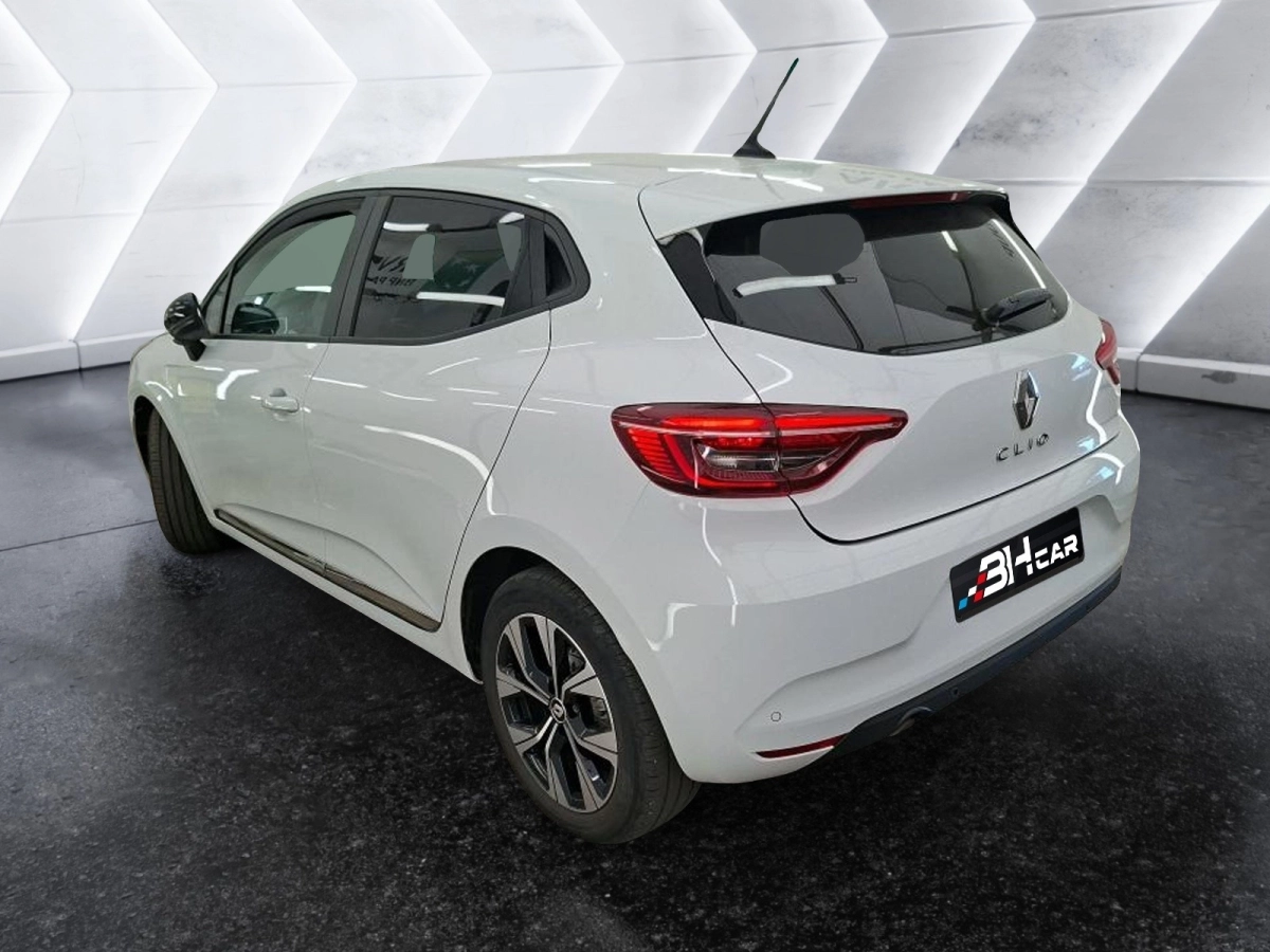 Renault Clio - photo 4