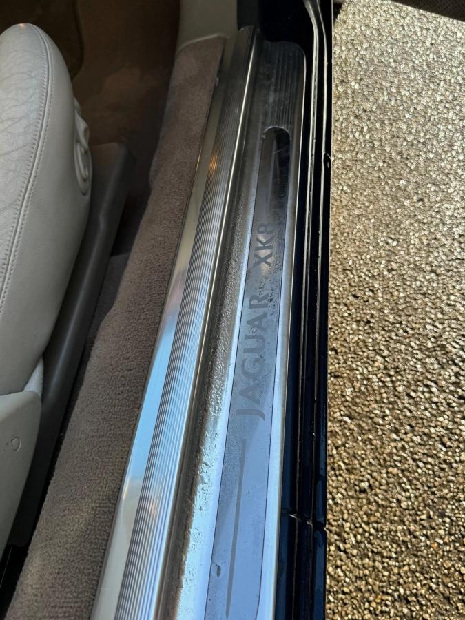 Aperçu indisponible de Jaguar XK8