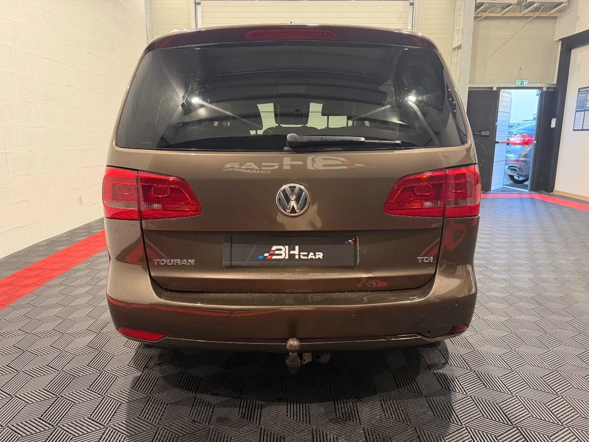 Volkswagen Touran - photo 4