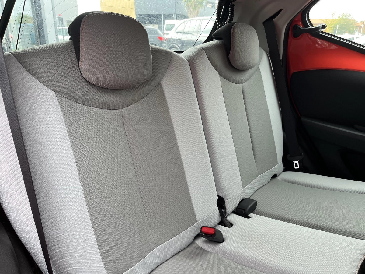 Toyota Aygo - photo 11