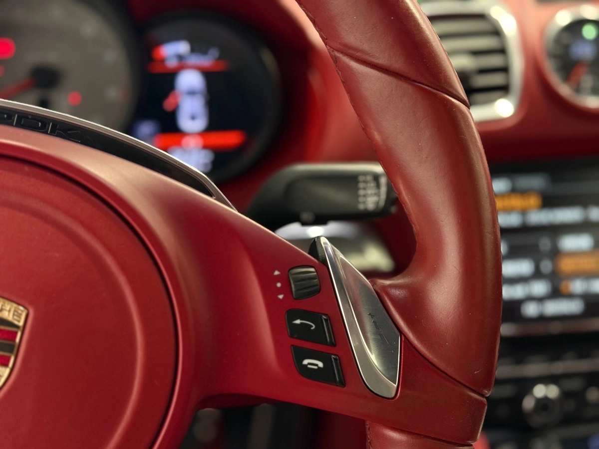 Porsche Cayman - photo 20