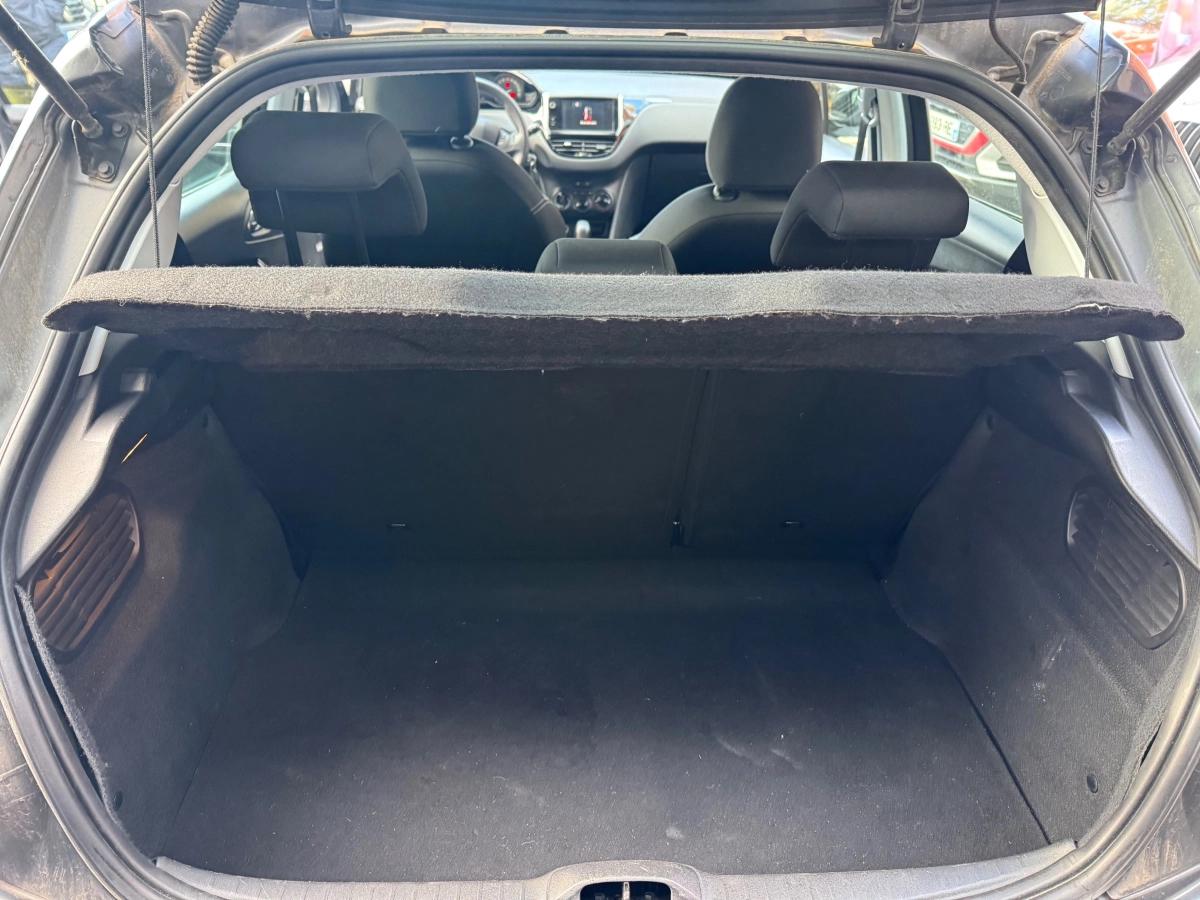 Aperçu indisponible de Peugeot 208