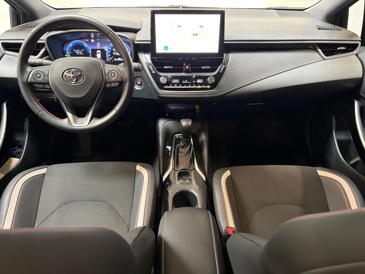Toyota Corolla - photo 10