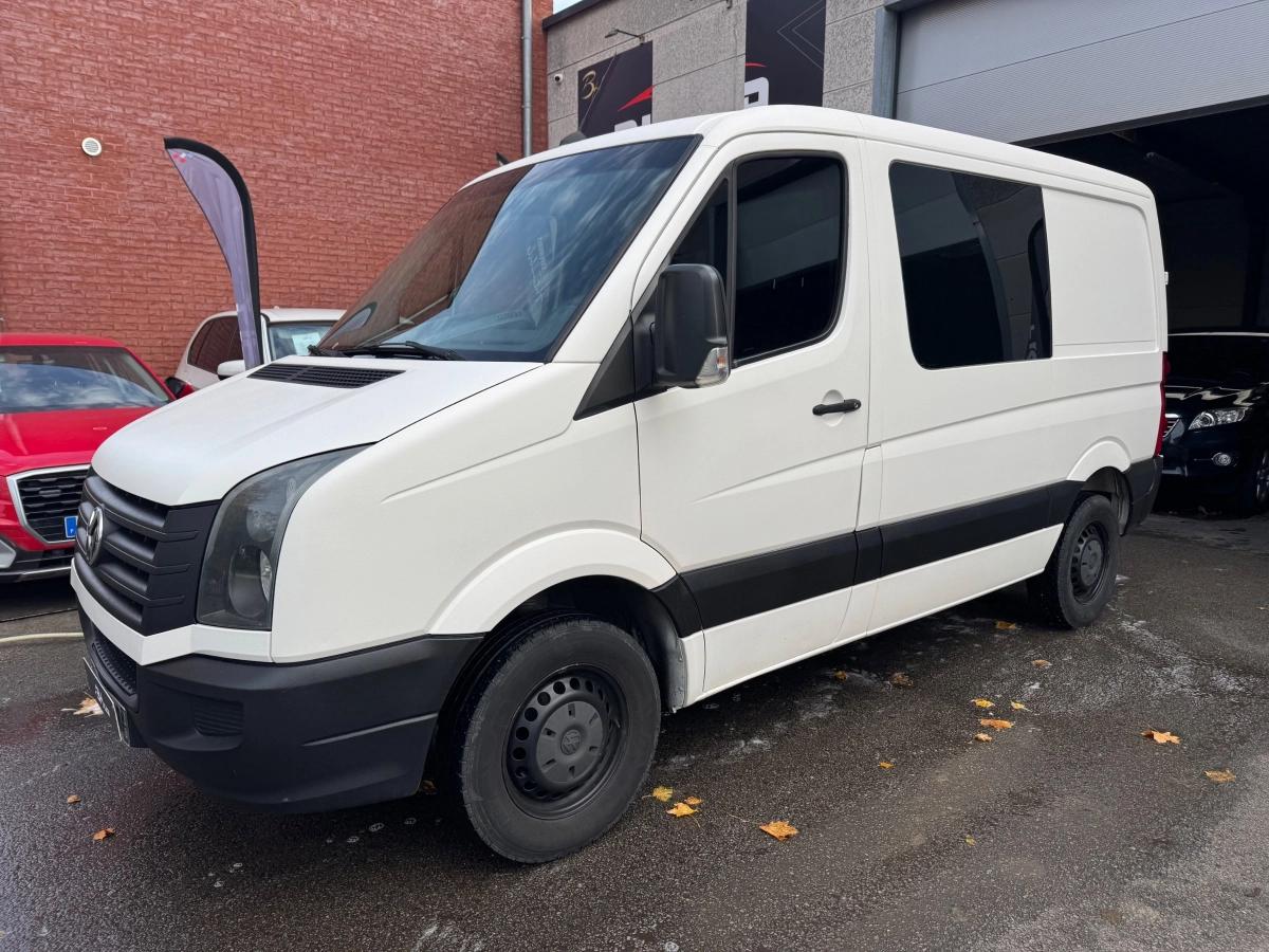 Image: Volkswagen Crafter Vu FOURGON 2.0 TDI 110 30 L2H2 charge lourde