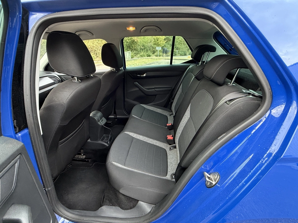 Skoda Fabia - photo 20