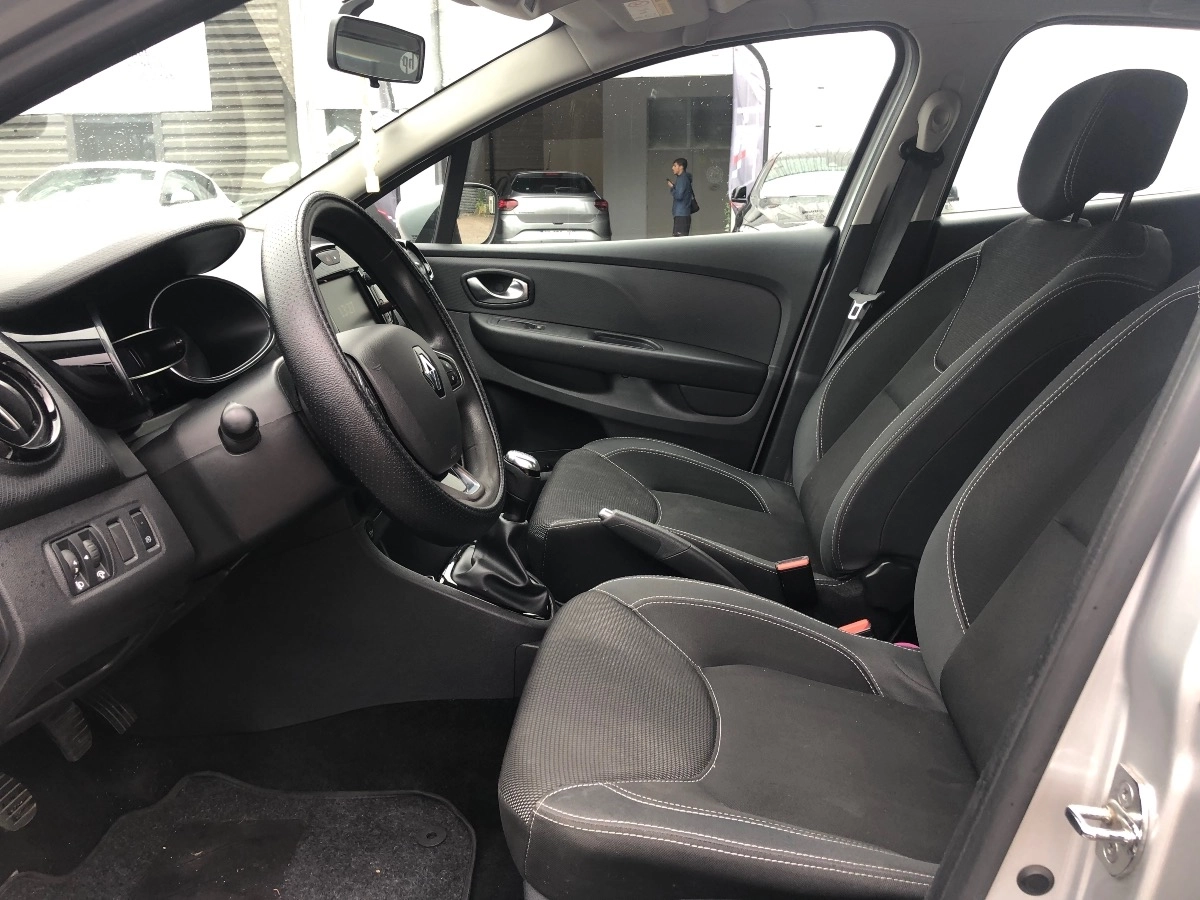 Renault Clio - photo 11
