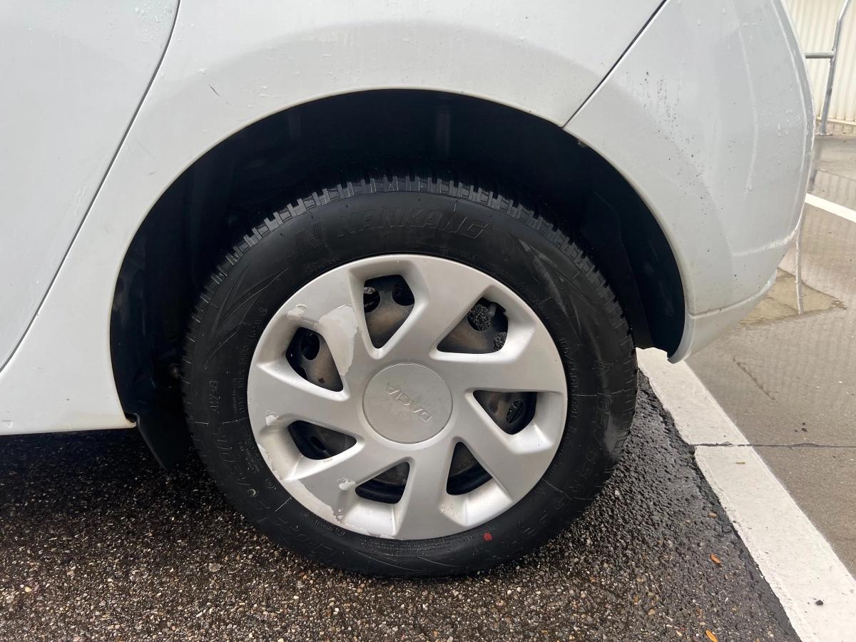 Dacia Sandero 1.2 75 AMBIANCE