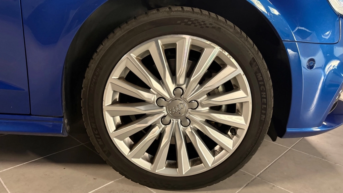 Audi A3 - photo 16