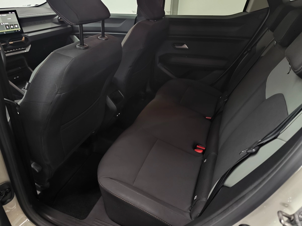 Dacia Duster - photo 16