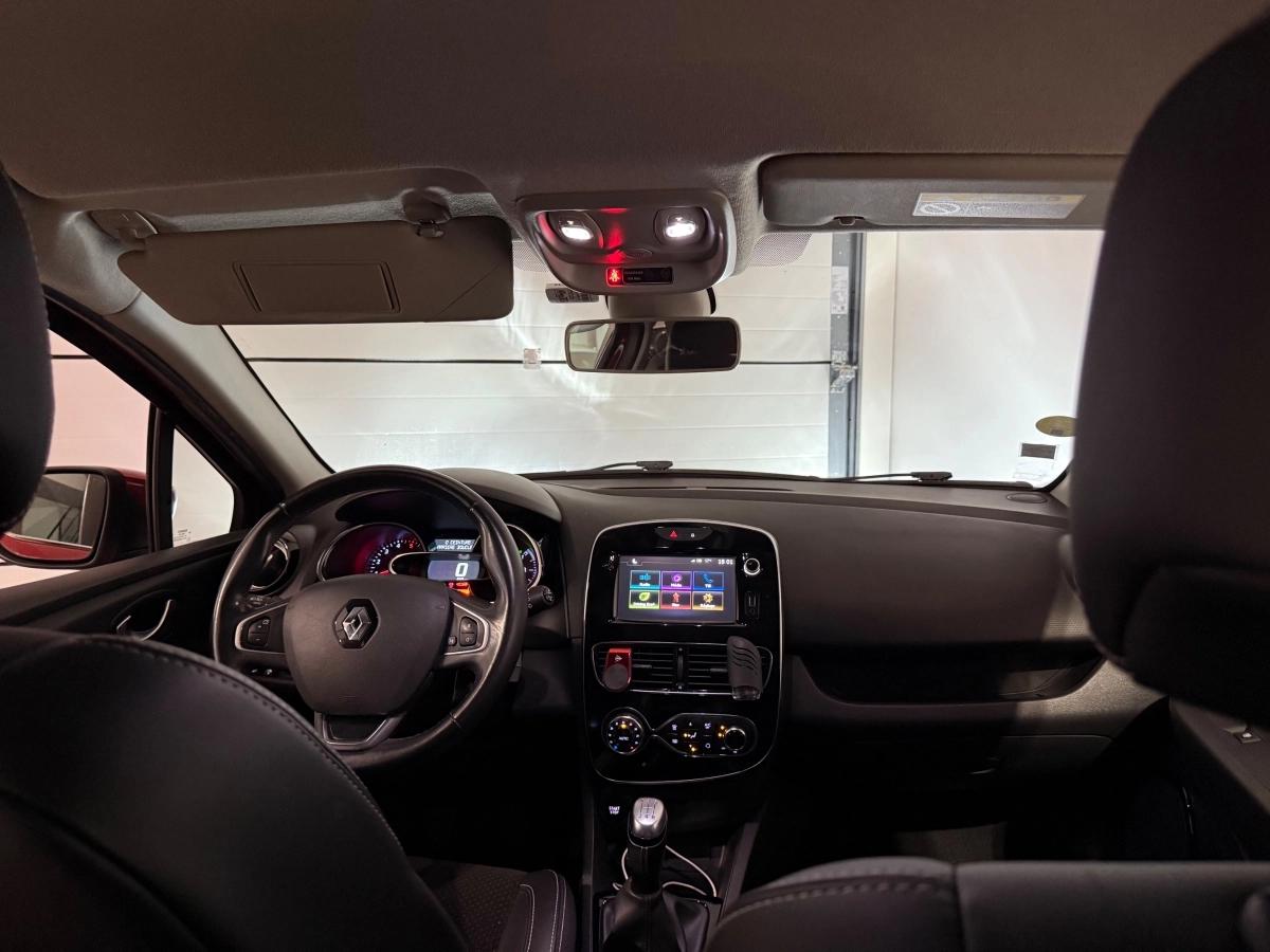 Aperçu indisponible de RENAULT Clio