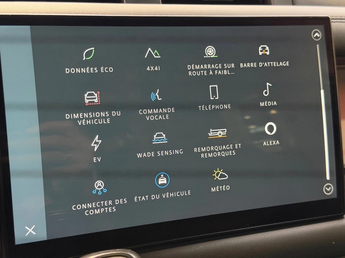 Land Rover Defender 110 HYBRID P400E PHEV X-DYNAMIC HSE AT 4WD