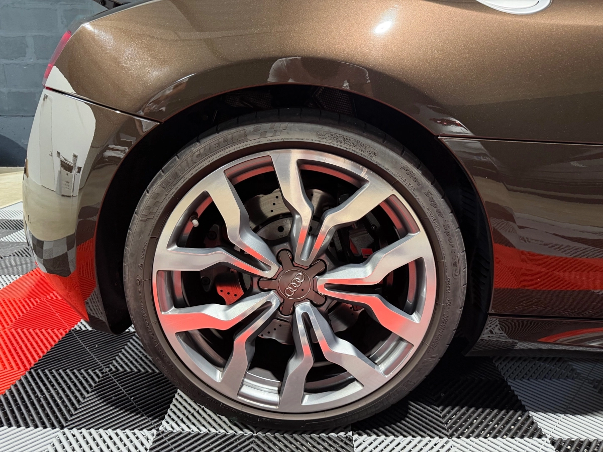 Audi R8 - photo 29