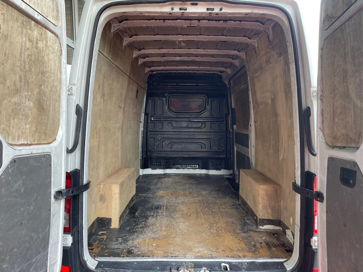 Volkswagen Crafter Vu - photo 14
