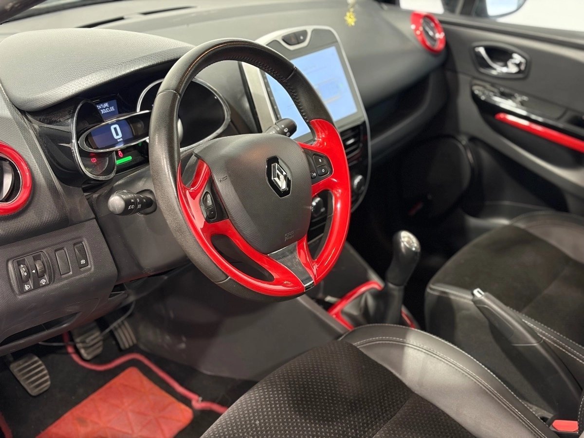Renault Clio - photo 10