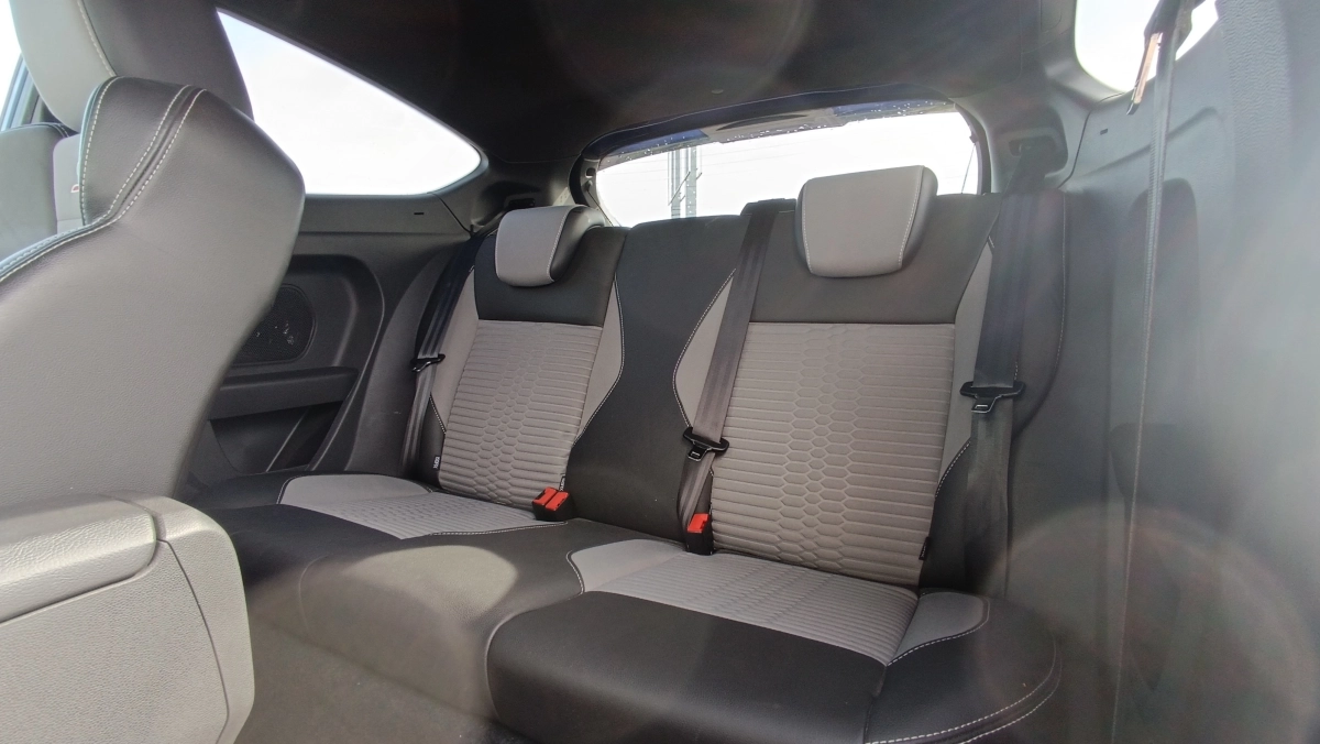 Ford Fiesta - photo 6