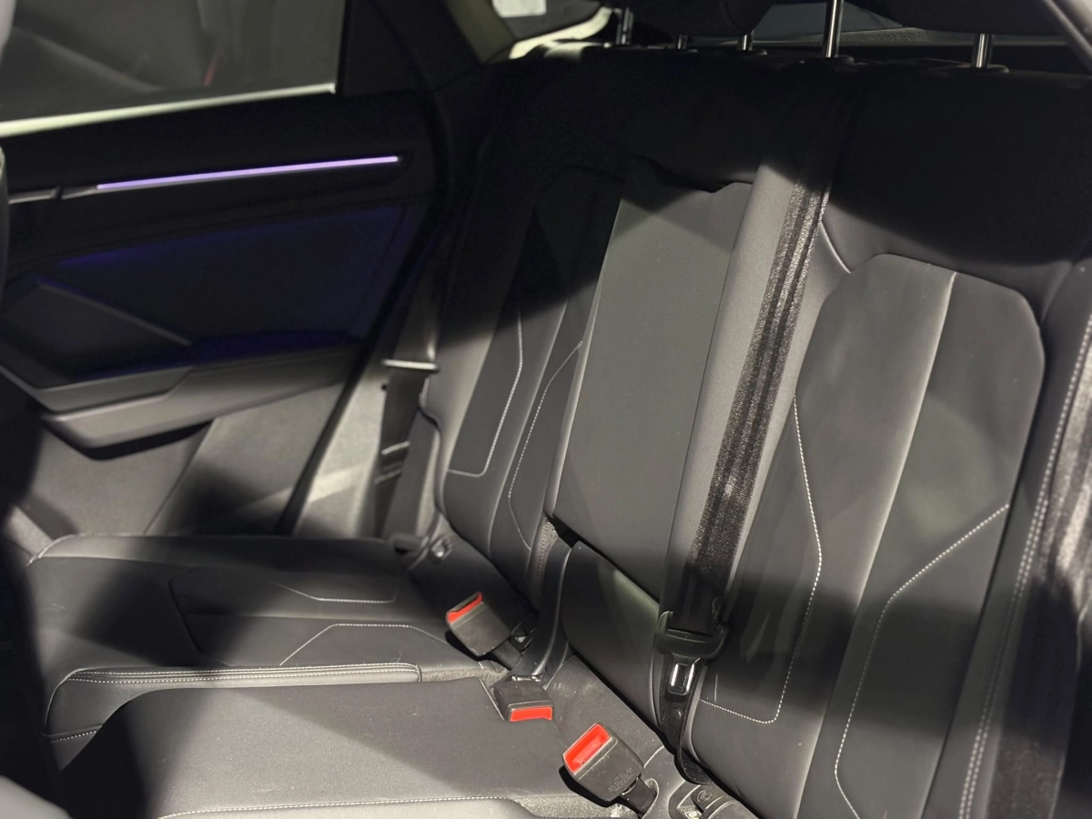 Audi Q3 - photo 31