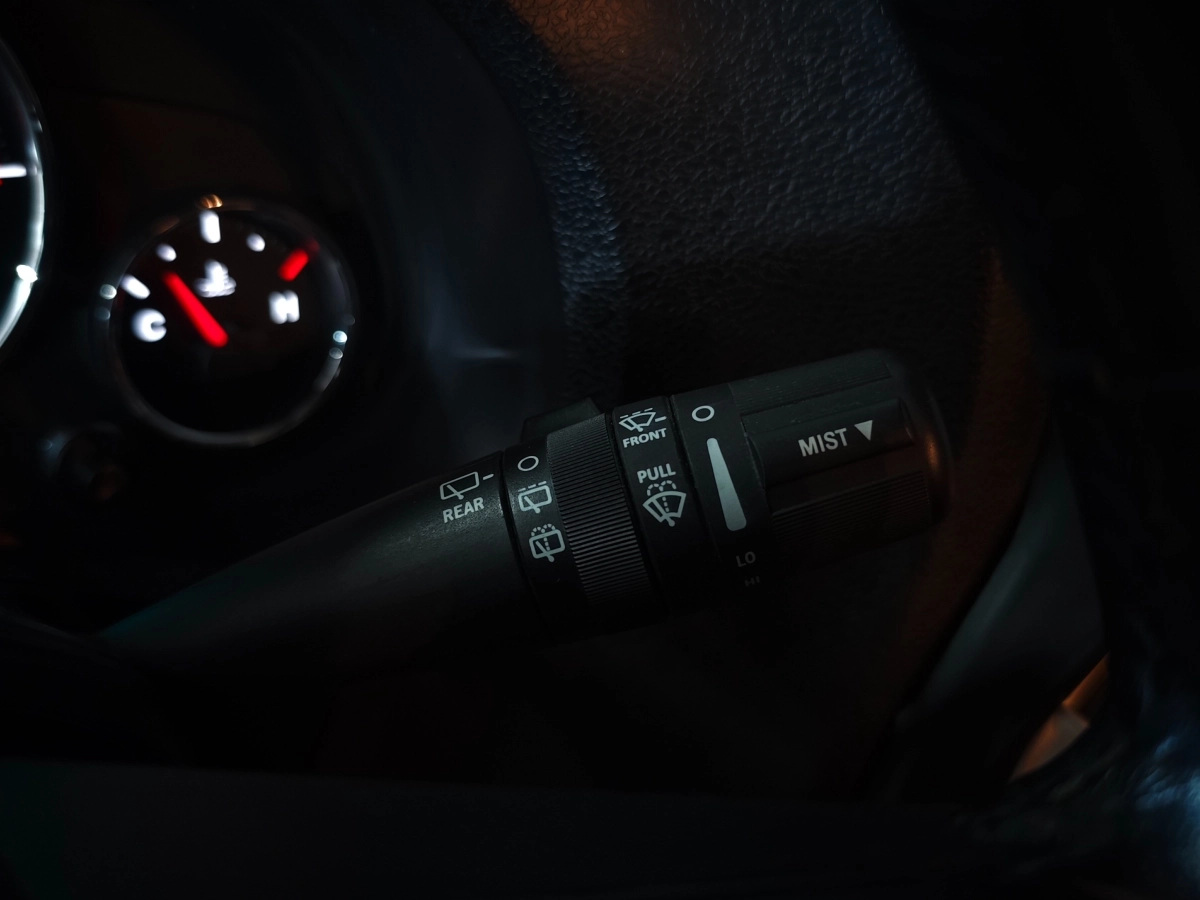 Jeep Wrangler - photo 19