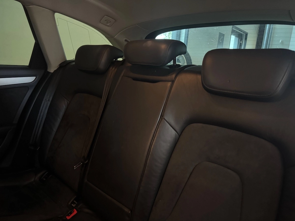 Audi A4 - photo 13