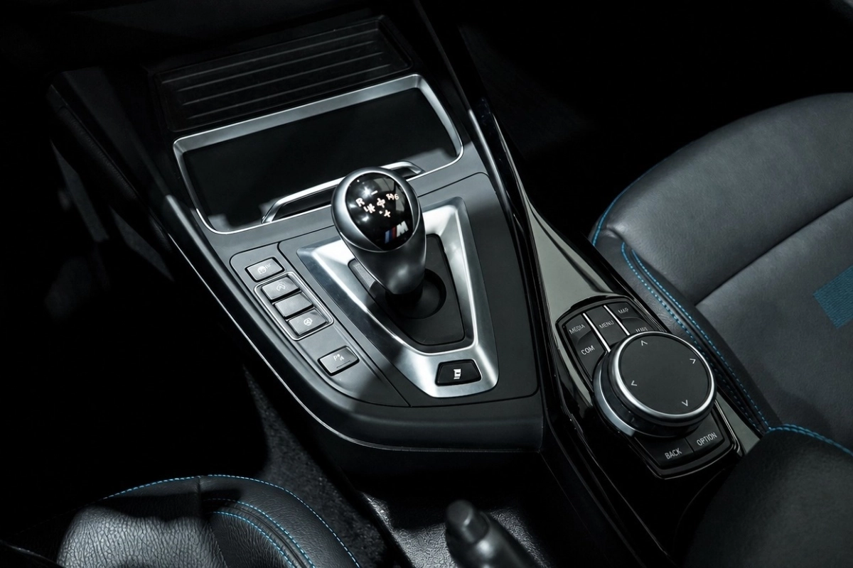 Bmw M2 - photo 34