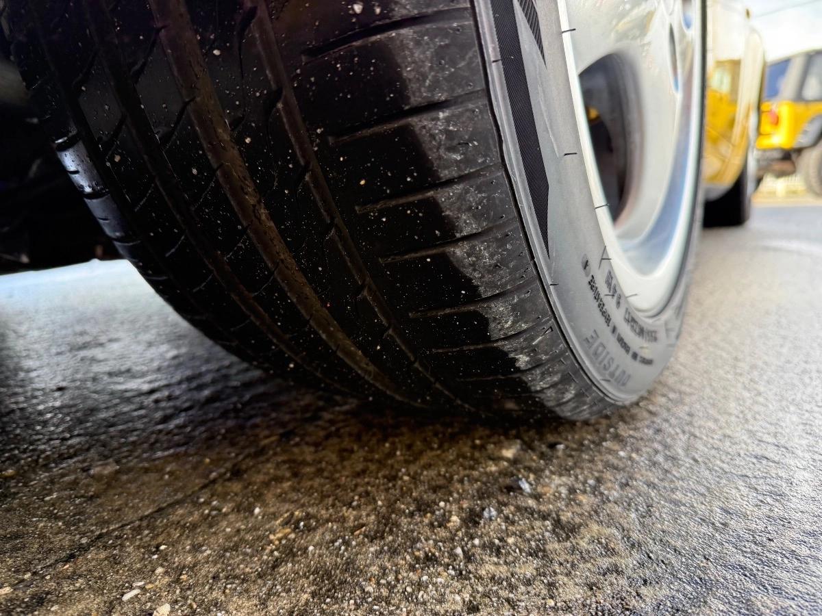 Porsche 911 COUPE 993 3.6 270 CARRERA 4