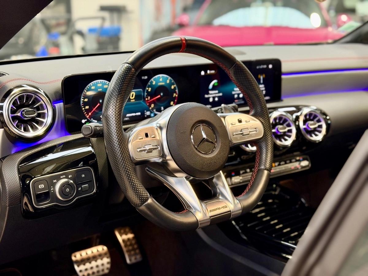 Mercedes Classe Cla COUPE 2.0 35 305 AMG 4MATIC 7G-DCT SPEEDSHIFT BVA