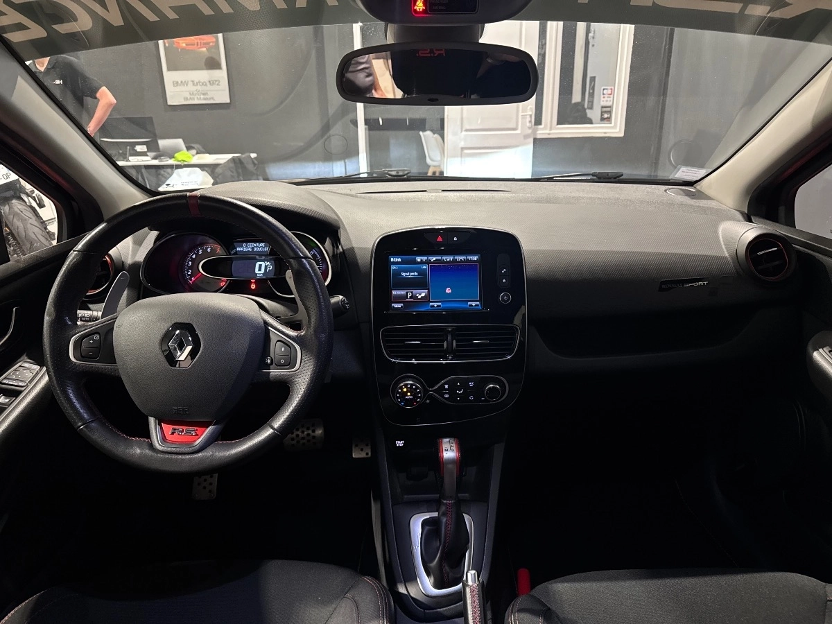 Renault Clio - photo 8