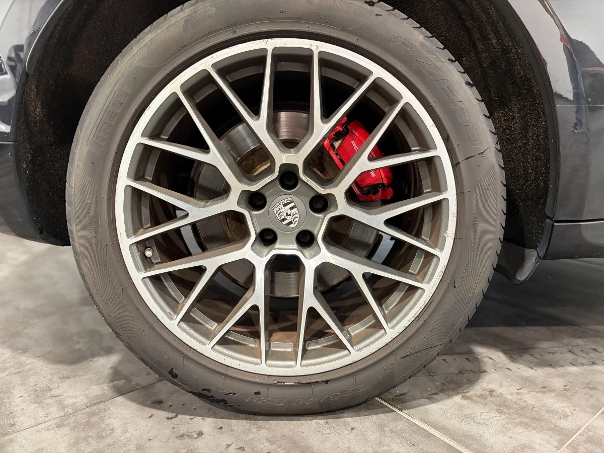 Porsche Macan - photo 27
