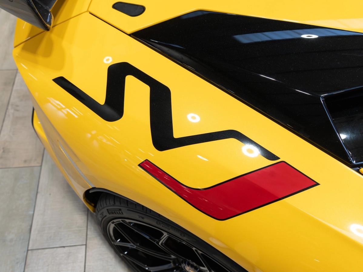 Lamborghini Aventador ROADSTER LP750-4 6.5 770 SVJ 4WD BVA