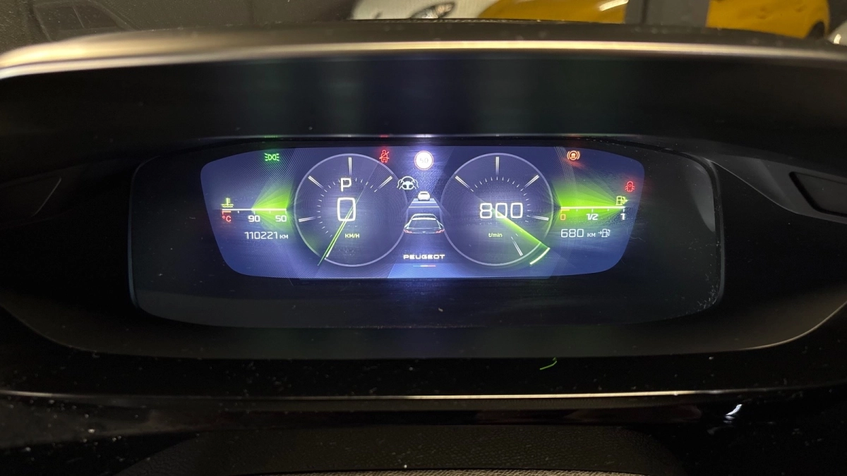 Peugeot 408 - photo 23