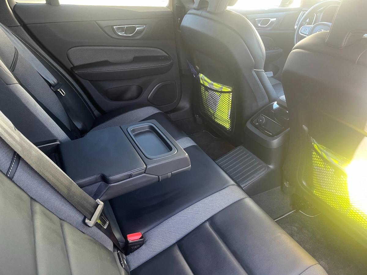 Volvo V60 2.0 T6 340H 255 TWIN-ENGINE PHEV HYBRID R-DESIGN AWD GEARTRONIC BVA