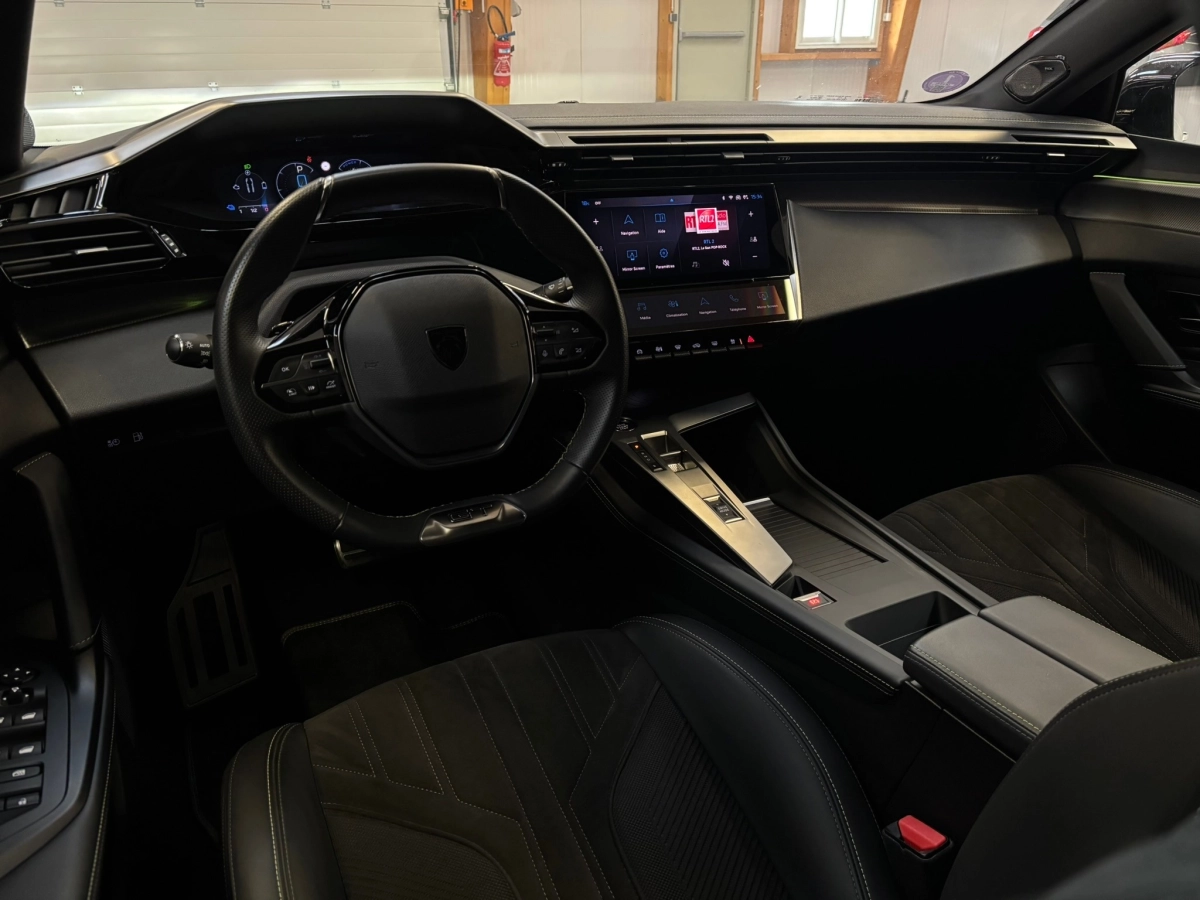 Peugeot 308 - photo 14