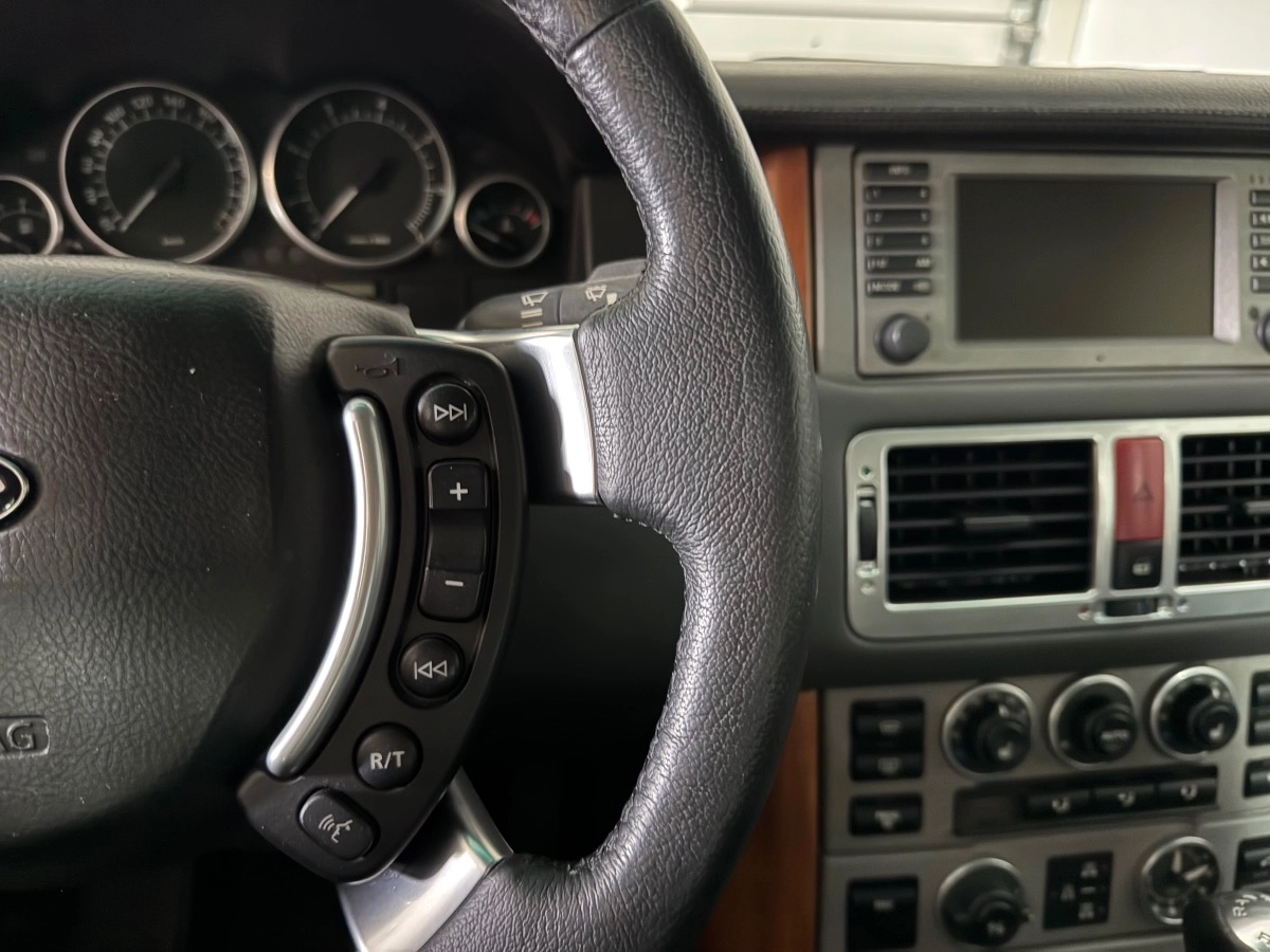 Land Rover Range Rover - photo 14
