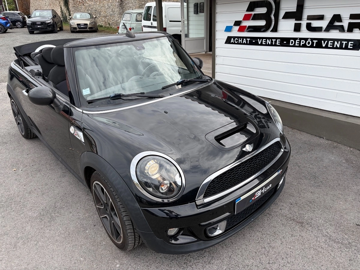 Mini Cabrio - photo 2