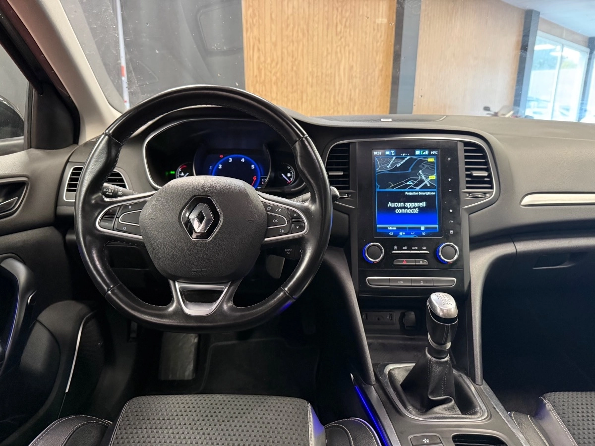 Renault Megane - photo 11